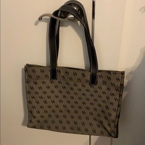 Purse tote Dooney and Bourke